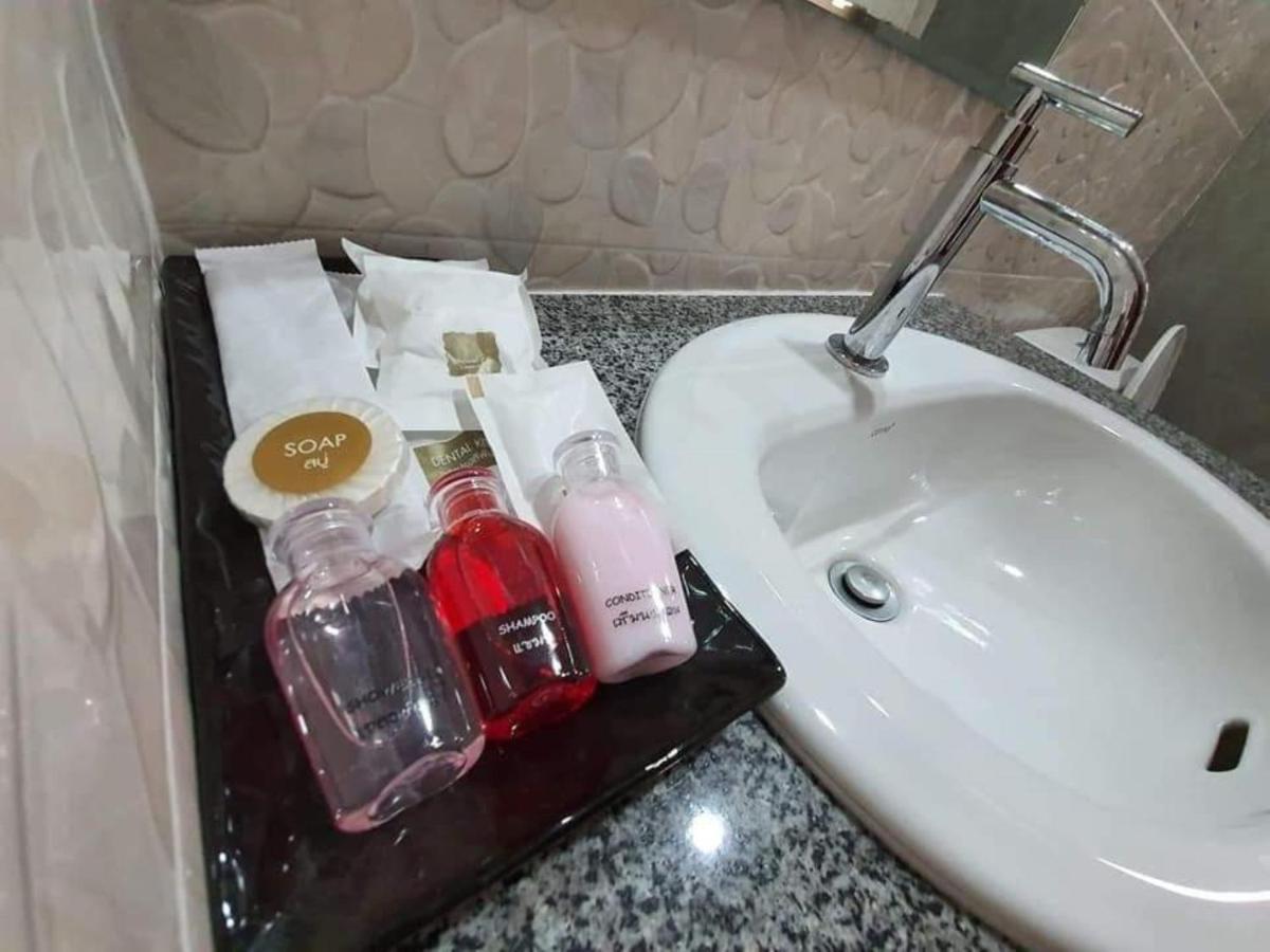 Puak Taem Boutique Hotel Чиангмай Экстерьер фото